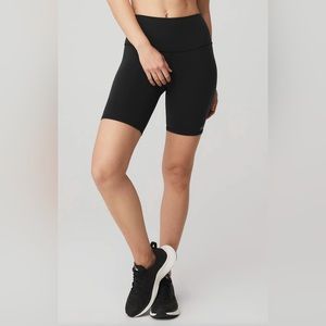 ALO High-Waist Biker Shorts Black - XS